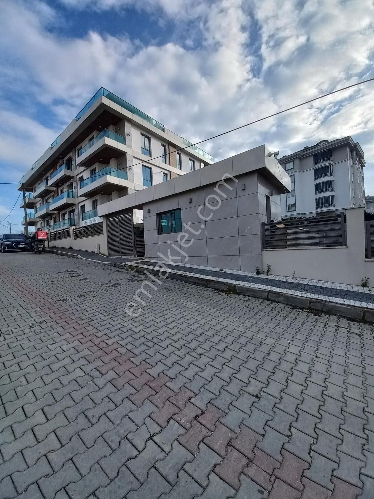 Ata Gayrimenkulden Deniz Manzaralı Full Konsept 1+1 Daire - Görsel 2