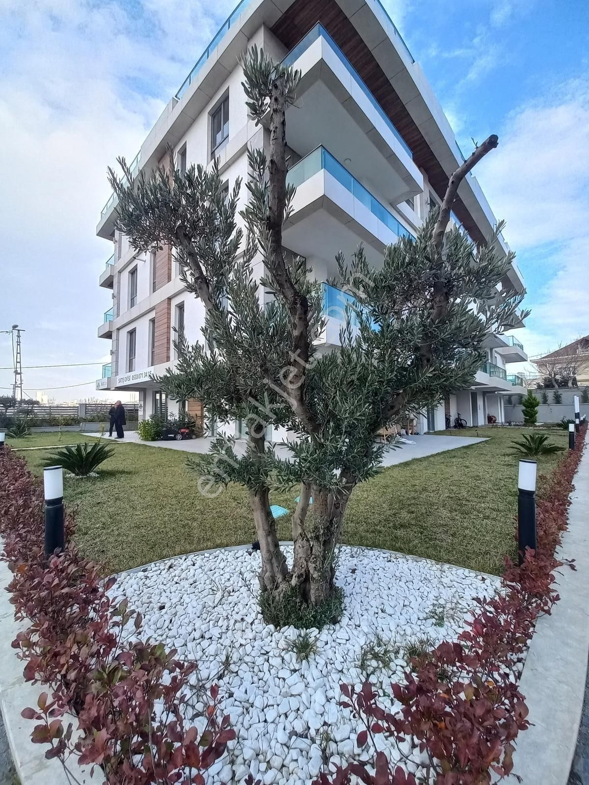 Ata Gayrimenkulden Deniz Manzaralı Full Konsept 1+1 Daire