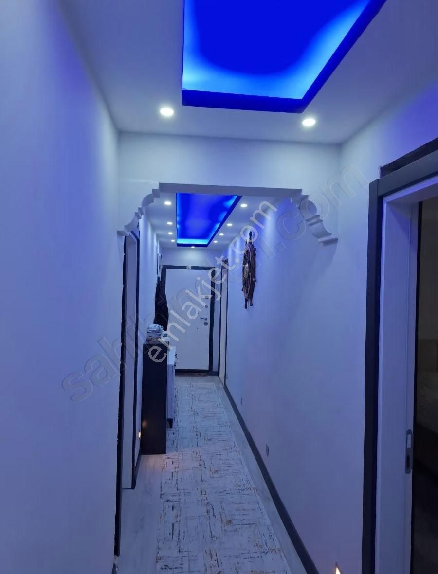 Foça Gerenköyde 140 M2 2 Katlı Ev Acil Satılıktır - Görsel 21