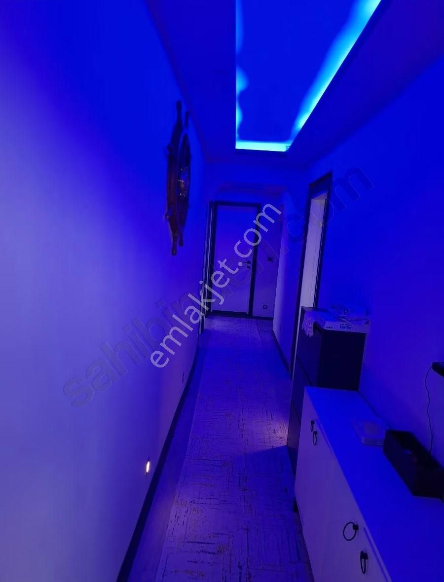 Foça Gerenköyde 140 M2 2 Katlı Ev Acil Satılıktır - Görsel 11