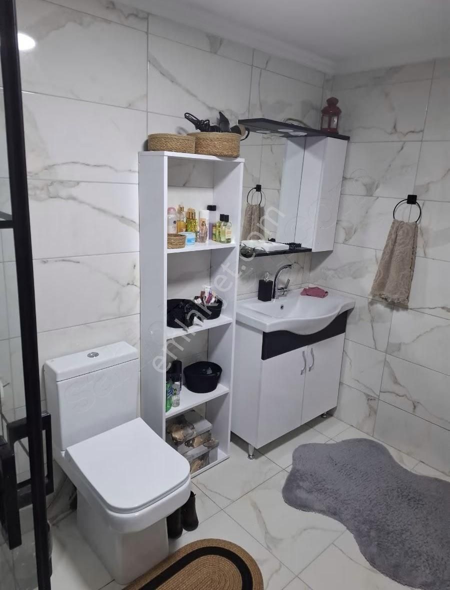 Foça Gerenköyde 140 M2 2 Katlı Ev Acil Satılıktır - Görsel 22