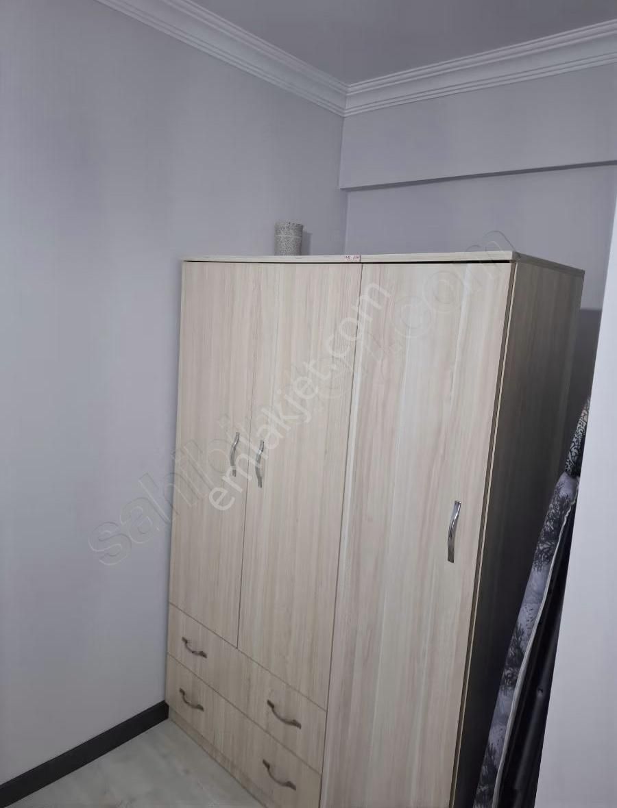 Foça Gerenköyde 140 M2 2 Katlı Ev Acil Satılıktır - Görsel 10