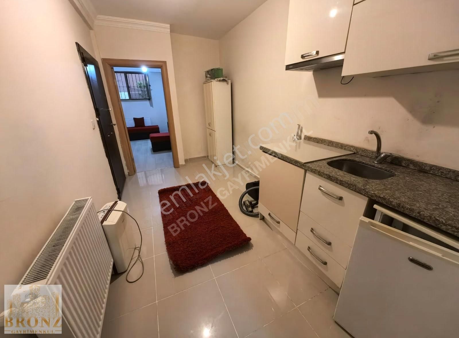 Belediye, Kaykamlığa Ve Devlet Hastanesine Çok Yakın Eşyalı 1+0 - Görsel 3