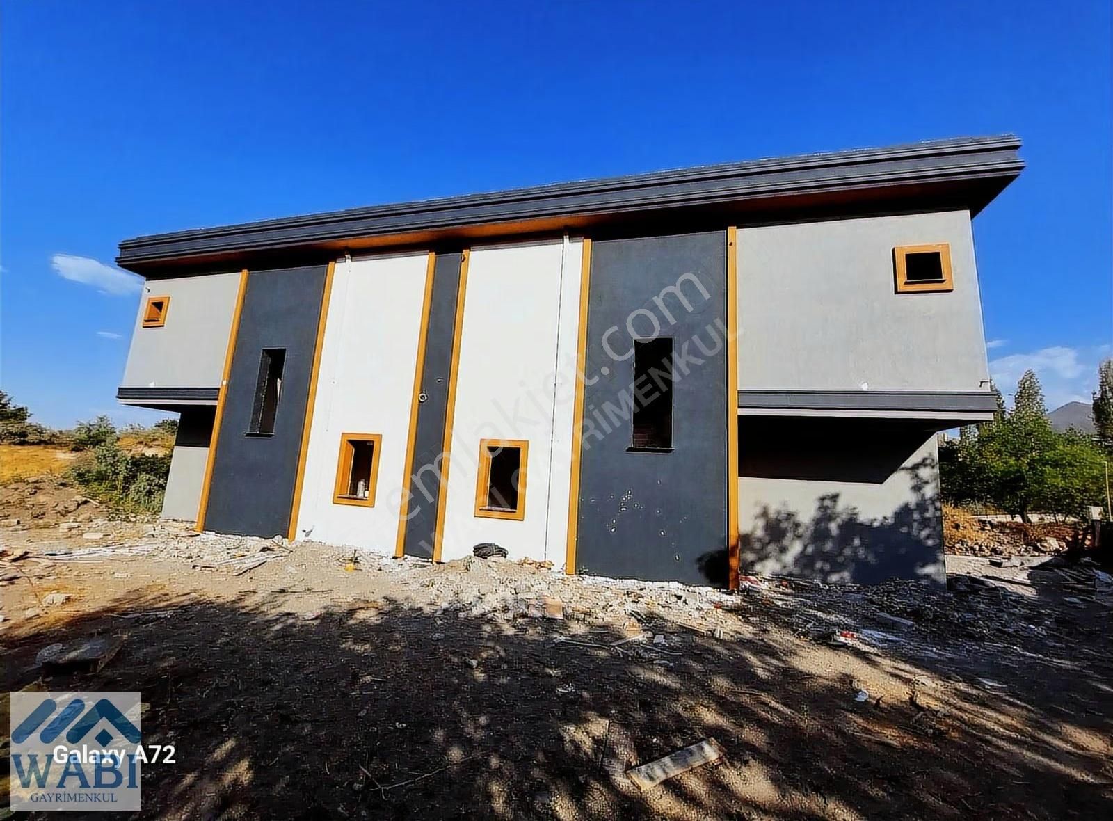 Wabi Gayrimenkul'den Hacılarda Teslime Yakın Villa Fırsat!!!!!