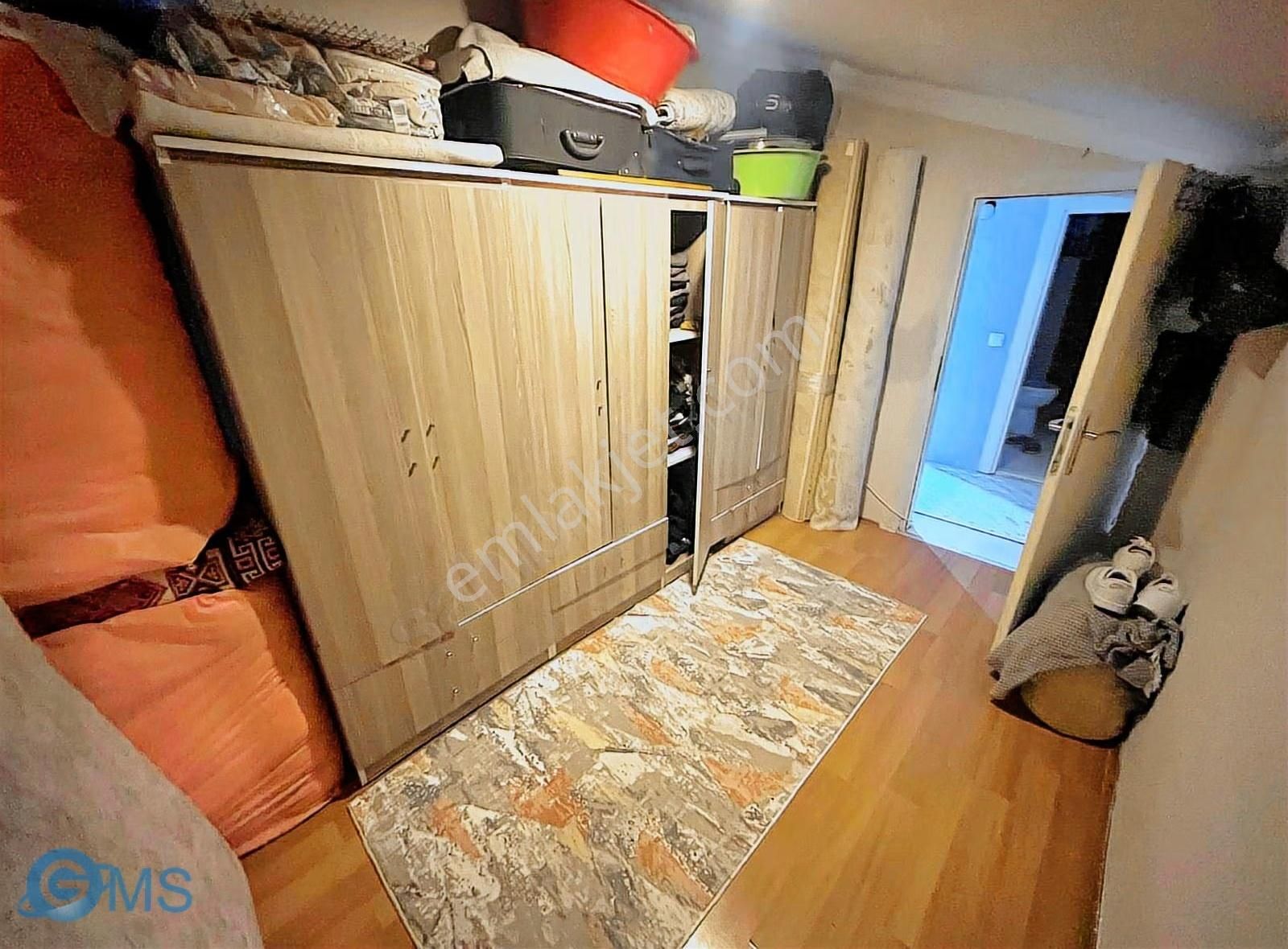 Teomanpaşa Mahallesinde 3.katta 5+1 200m² Satılık Fırsat Daire - Görsel 4