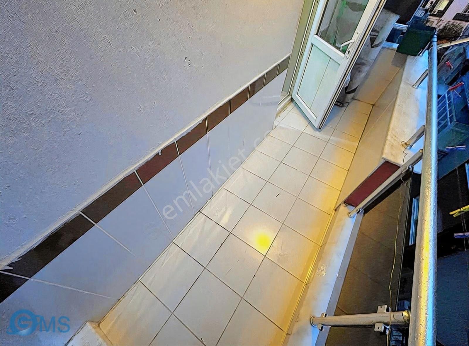 Teomanpaşa Mahallesinde 3.katta 5+1 200m² Satılık Fırsat Daire - Görsel 6