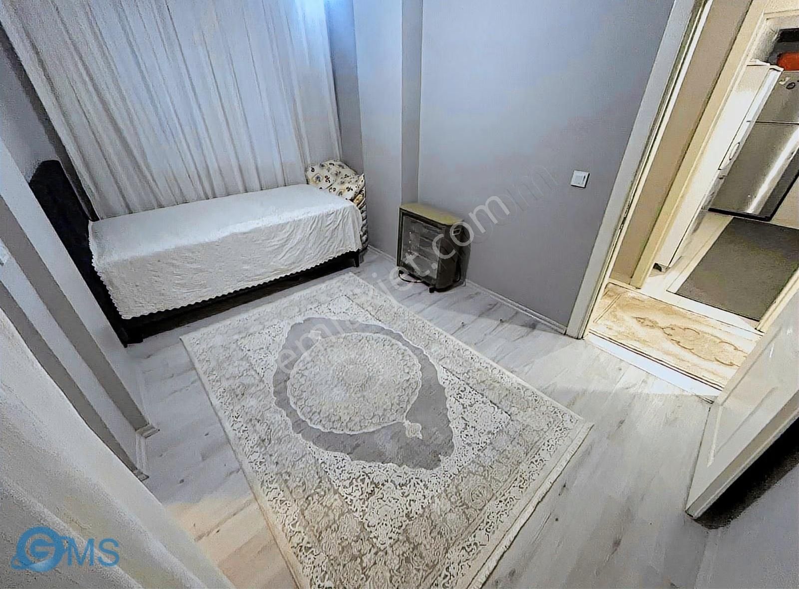 Teomanpaşa Mahallesinde 3.katta 5+1 200m² Satılık Fırsat Daire - Görsel 18