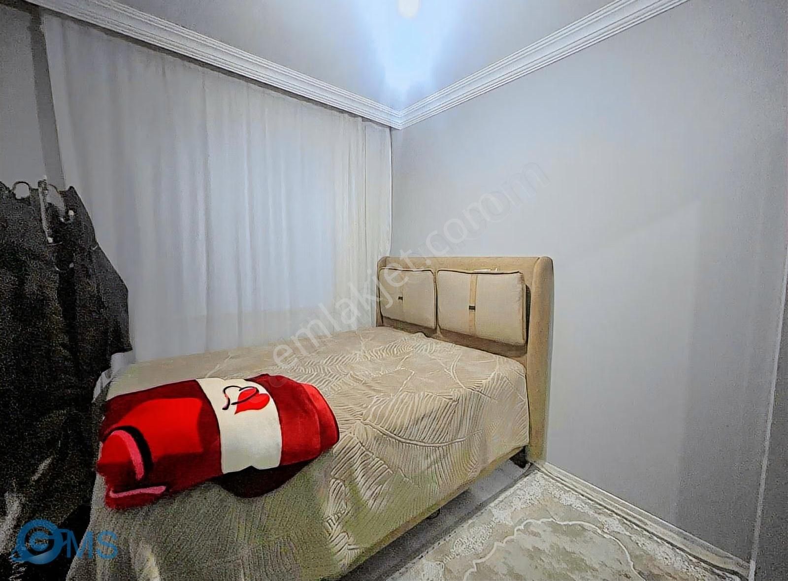 Teomanpaşa Mahallesinde 3.katta 5+1 200m² Satılık Fırsat Daire - Görsel 21