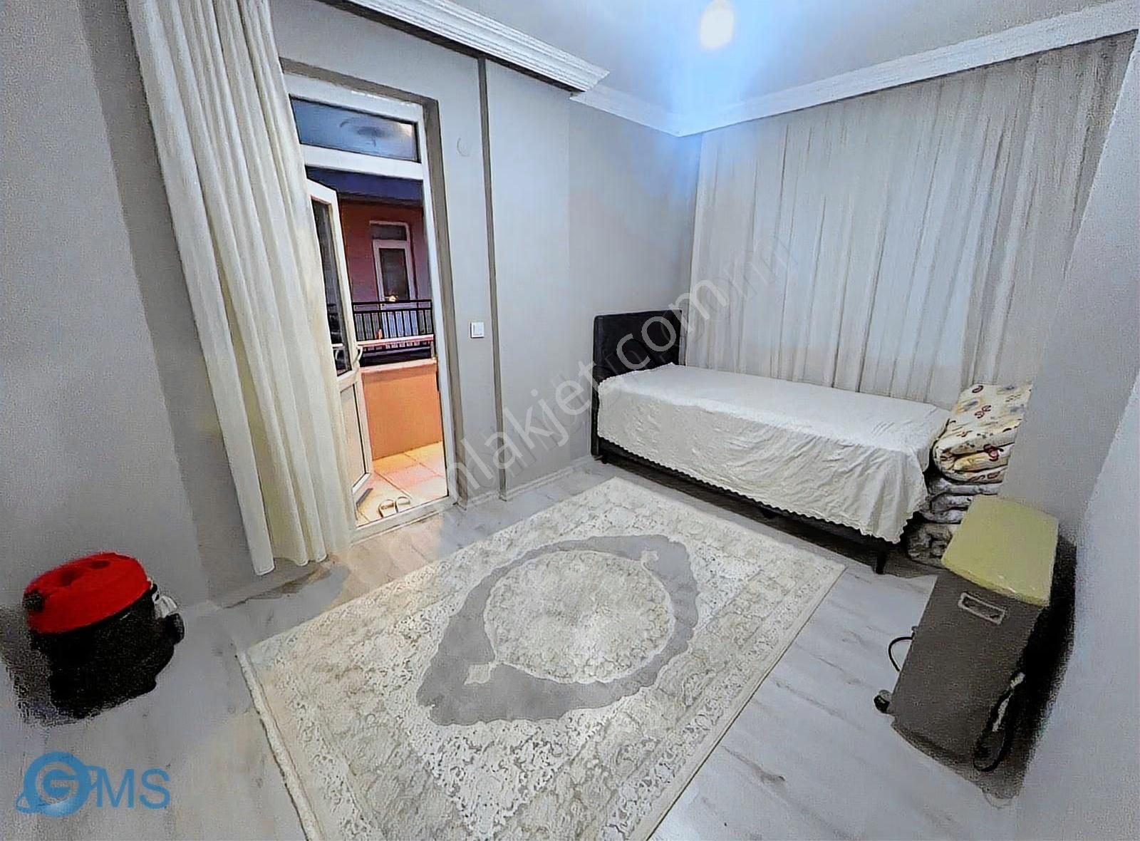Teomanpaşa Mahallesinde 3.katta 5+1 200m² Satılık Fırsat Daire - Görsel 19