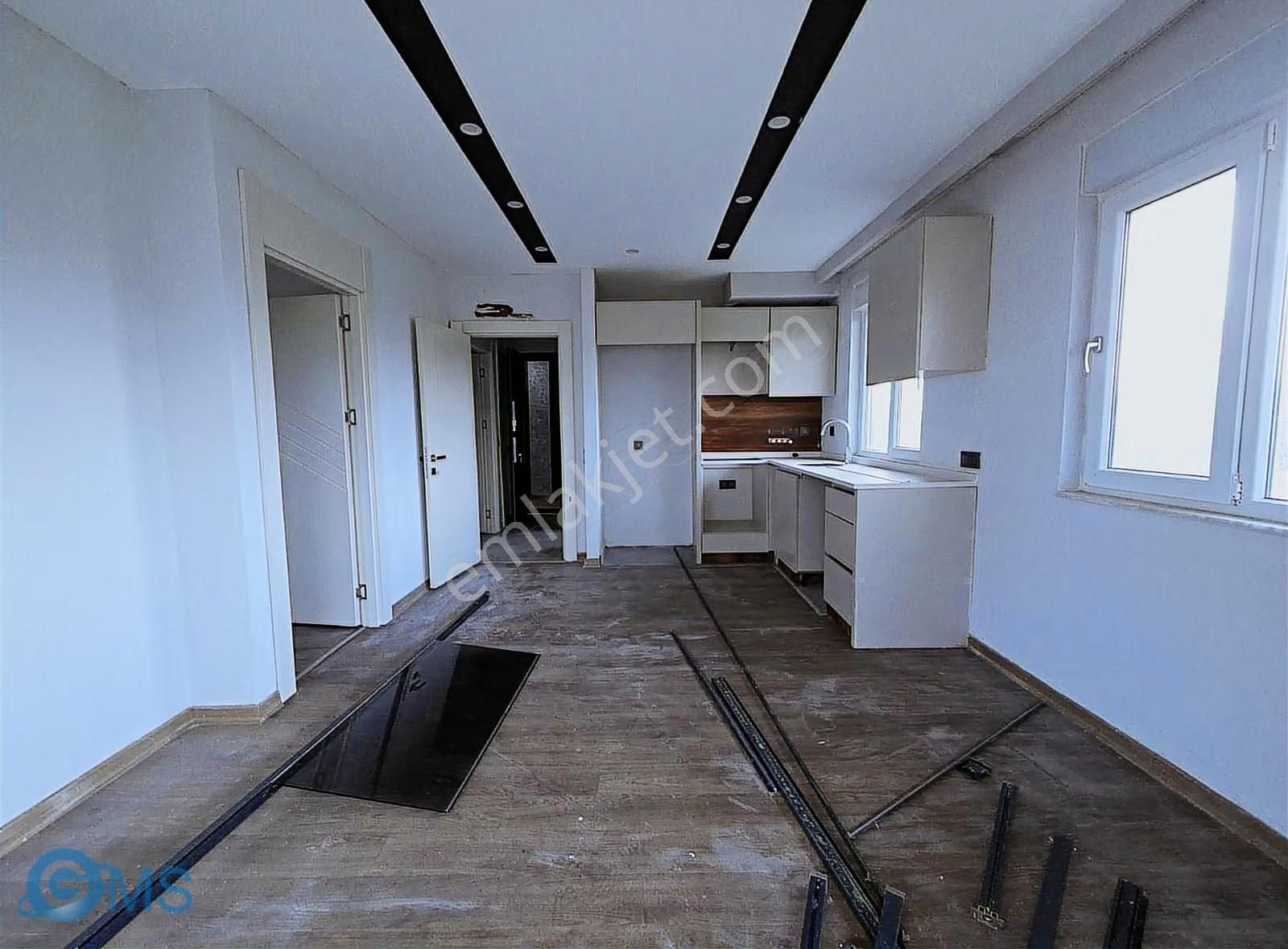 Habibler Mah. Rezidans Konseptli Sitede | Havuzlu, Otoparklı 2+1