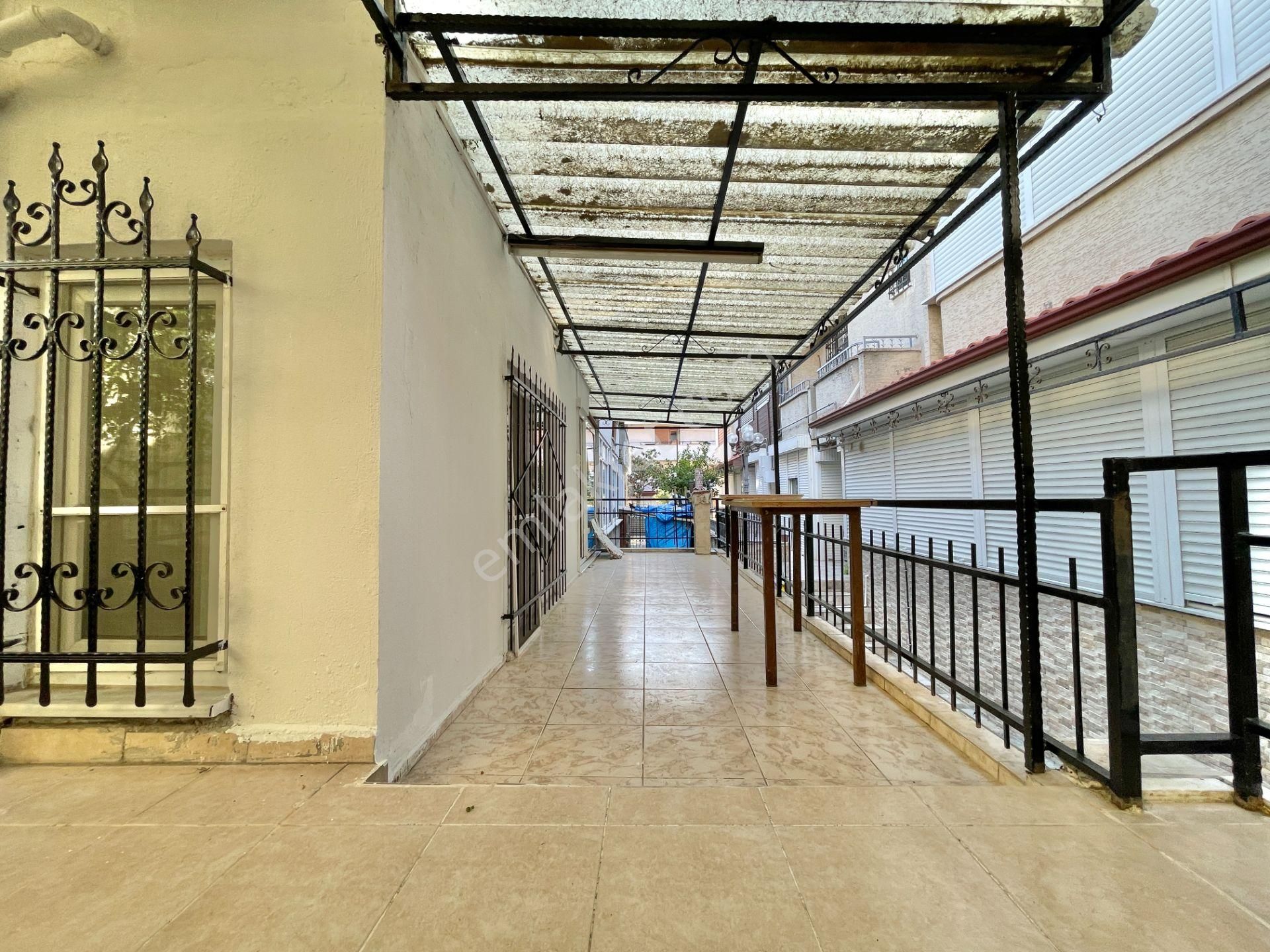 Berkay Demirel'den Altınkumda Denize 100 Metre 2+1 Daire