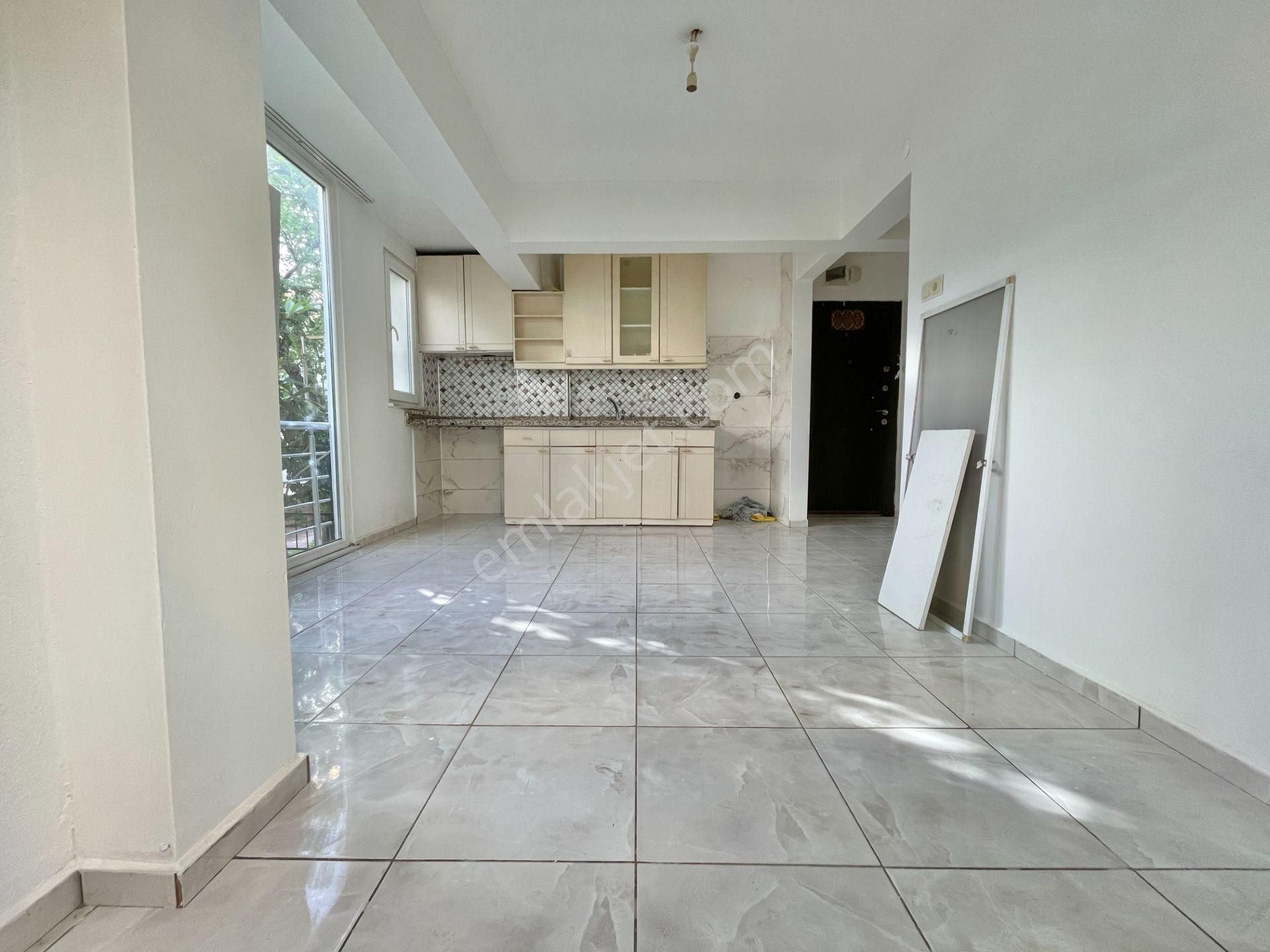 Berkay Demirel'den Altınkumda Denize 100 Metre 2+1 Daire - Görsel 12