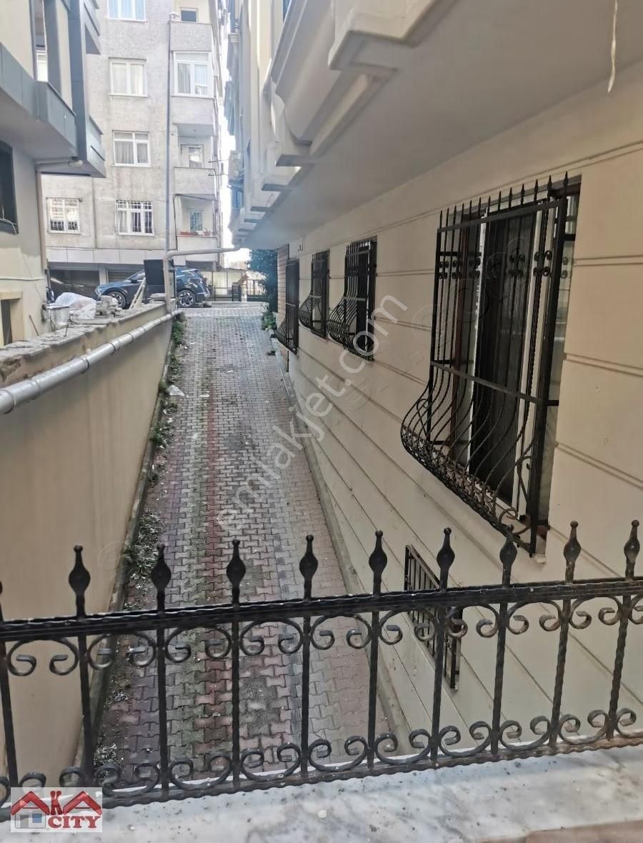 Avcılar'da 2+1 80m2 3.450.000 Tl - Görsel 24