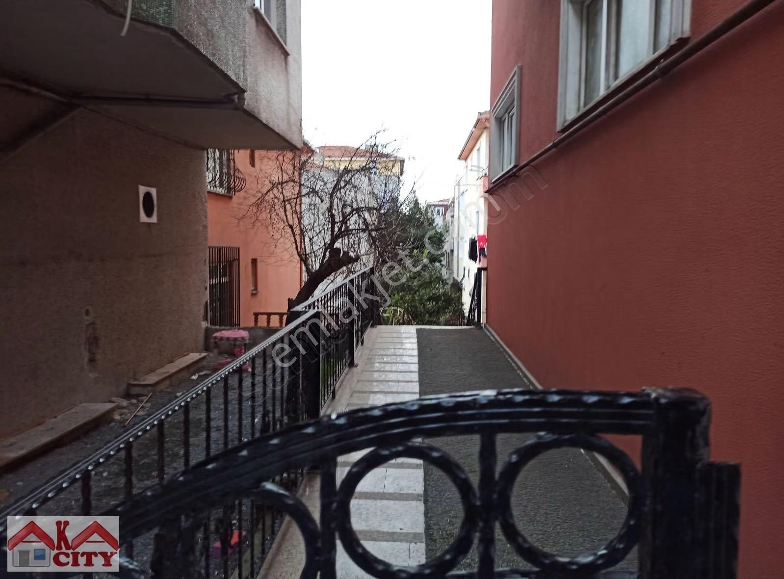 Avcılar'da 2+1 90 M2 35000 - Görsel 2