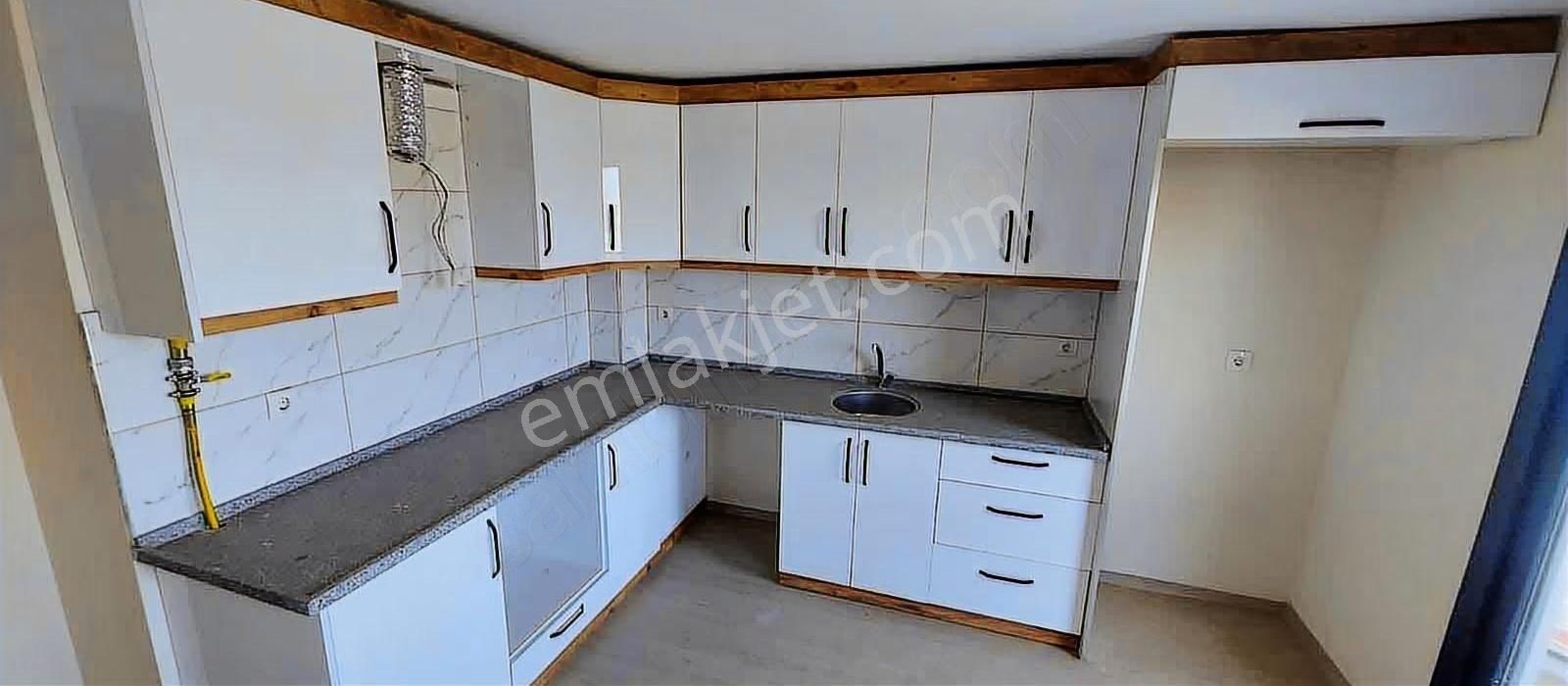 Yeşilyurt Mahallesinde Satılık Özel Otoparklı 3+1 Daire - Görsel 7