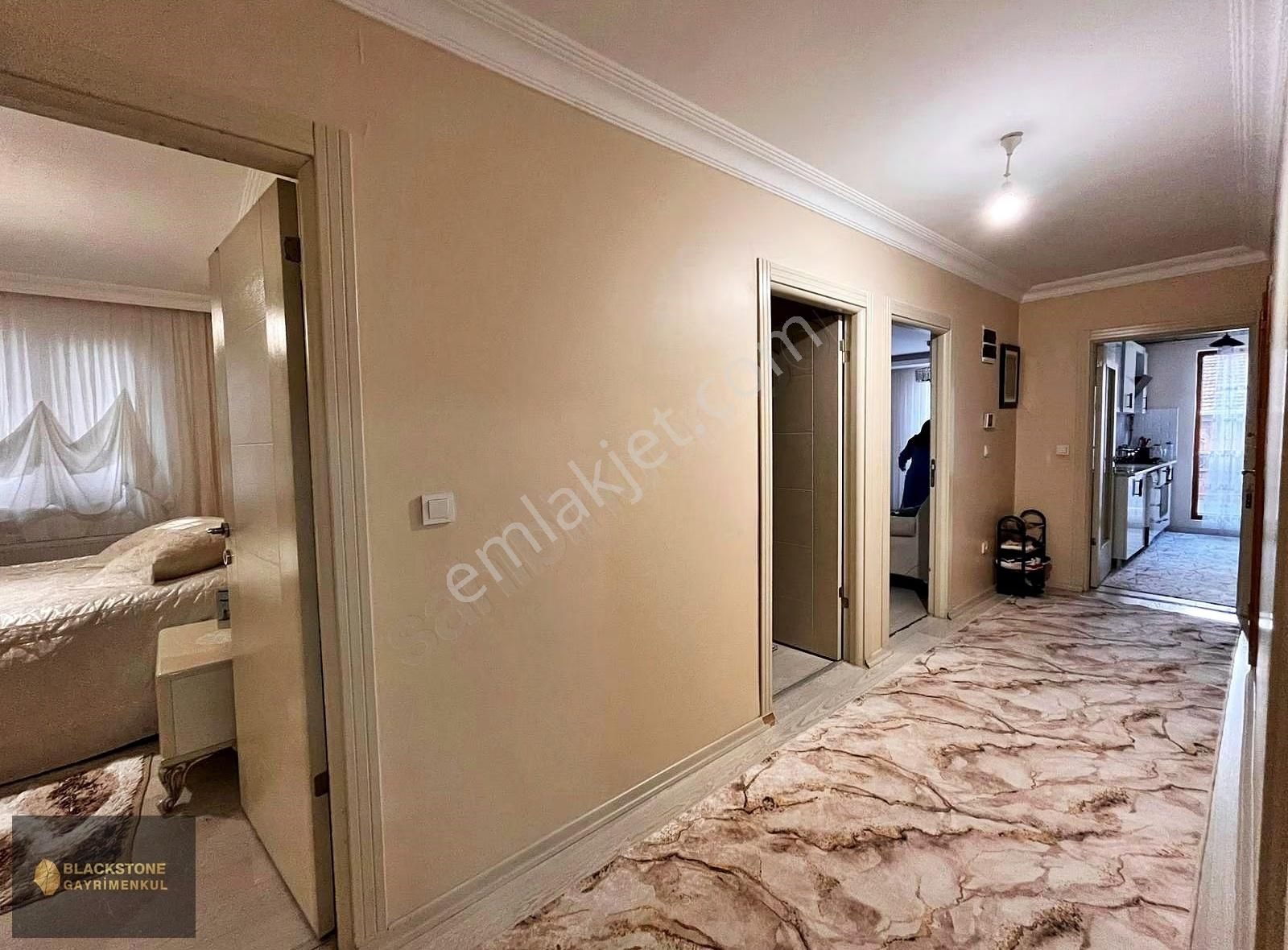 Blackstone'dan Satılık Safa Mah. 3+1 Geniş Arakat Daire - Görsel 18