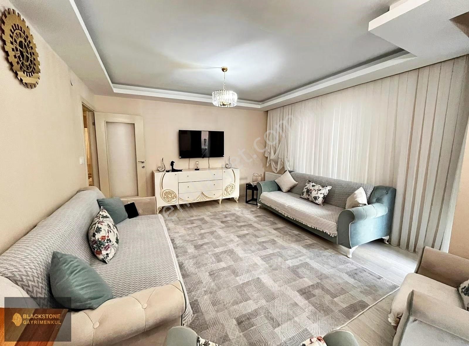 Blackstone'dan Satılık Safa Mah. 3+1 Geniş Arakat Daire - Görsel 11