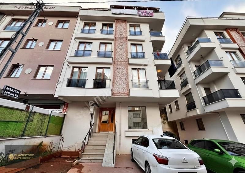 Blackstone'dan Satılık Safa Mah. 3+1 Geniş Arakat Daire - Görsel 9