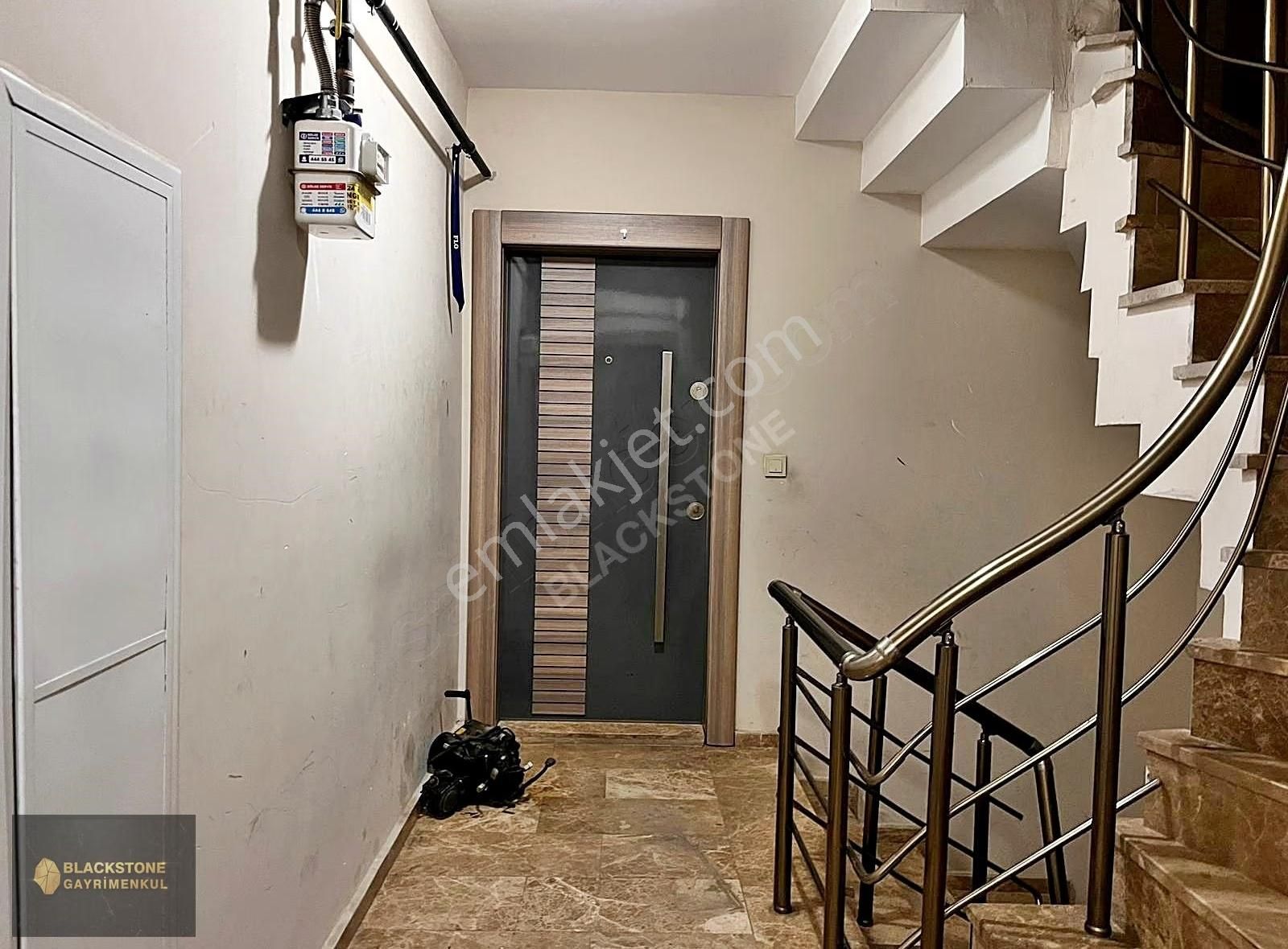 Çekmeköy Aydınlar Mahallesinde 2+1 Satılık Arakat Daire - Görsel 5