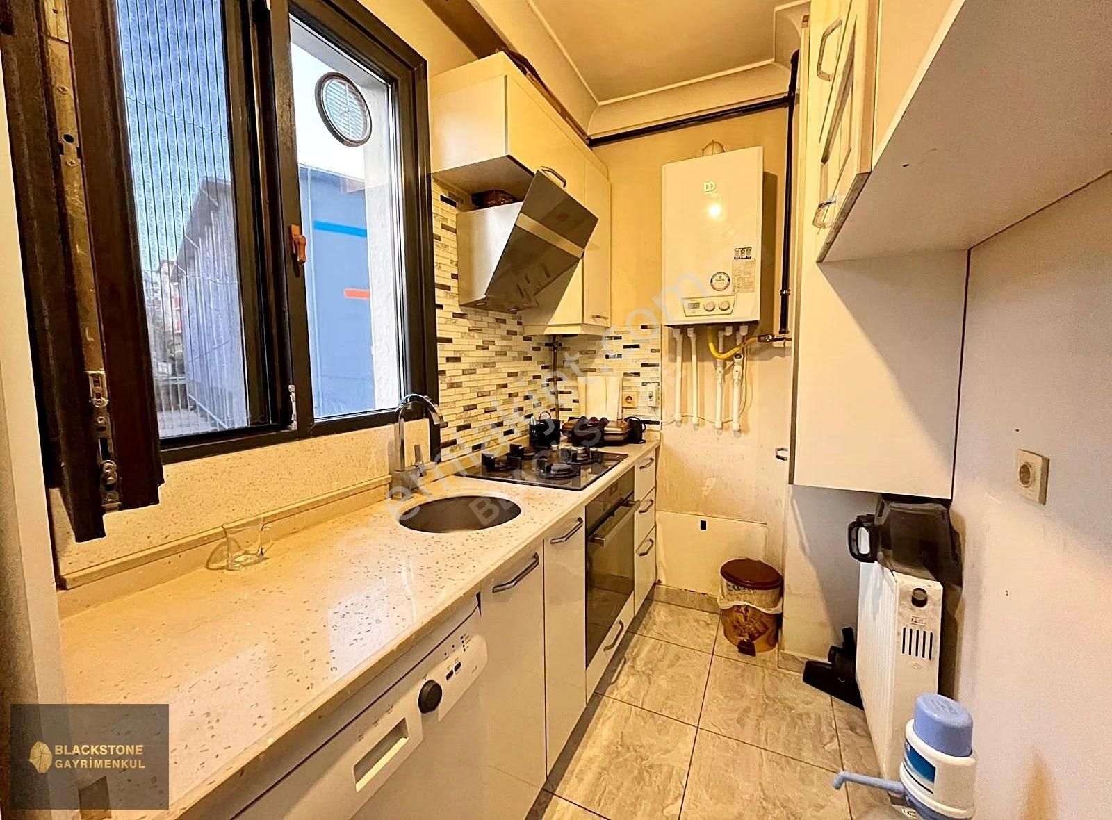 Çekmeköy Aydınlar Mahallesinde 2+1 Satılık Arakat Daire - Görsel 9