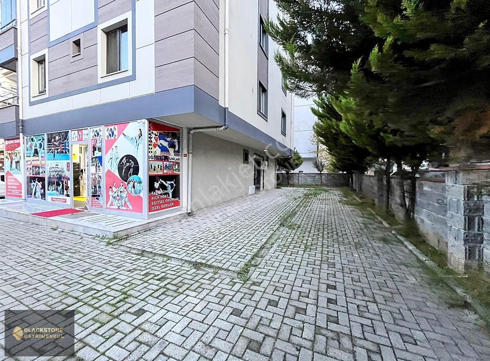 Çekmeköy Aydınlar Mahallesinde 2+1 Satılık Arakat Daire - Görsel 20