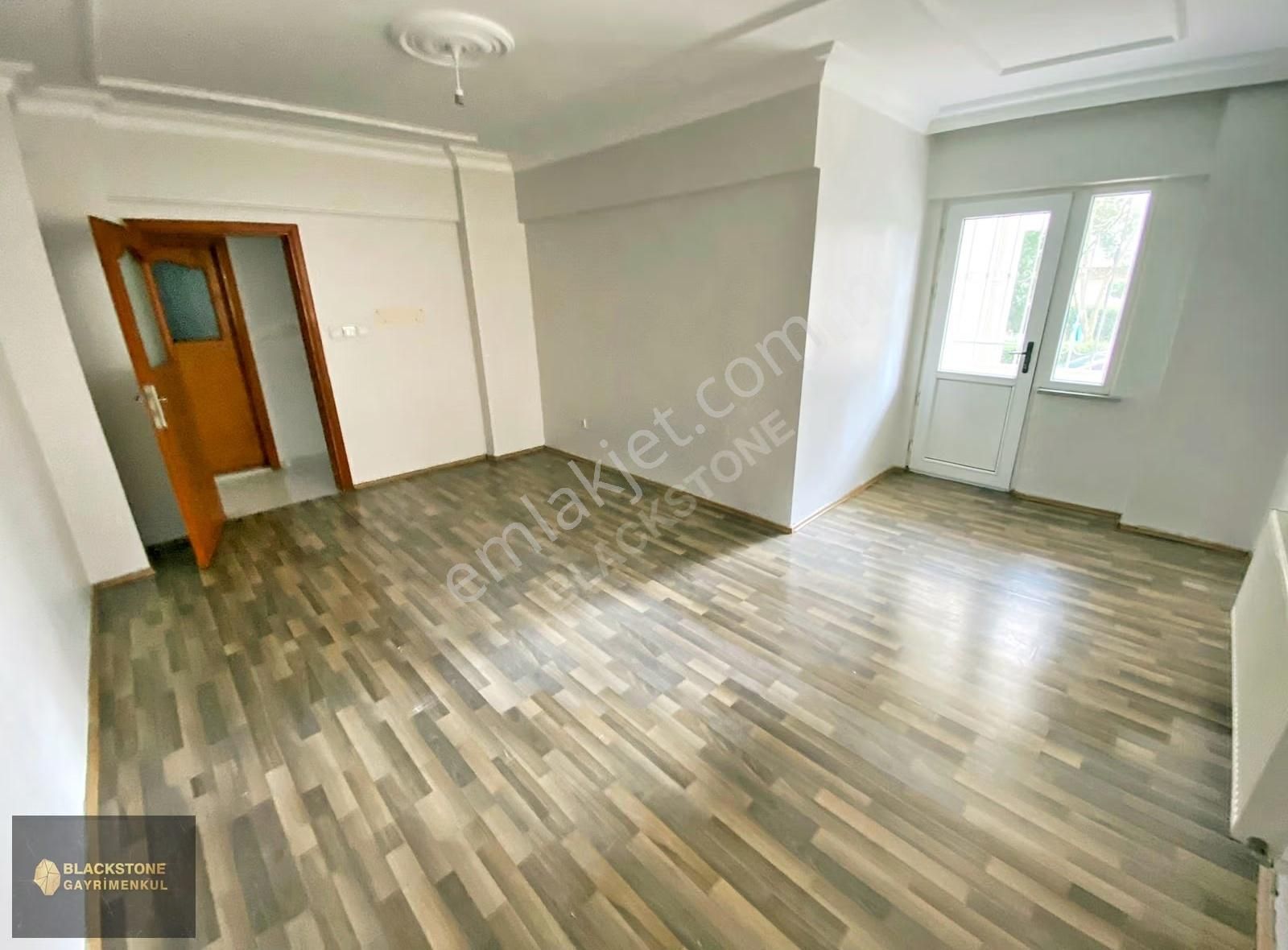 Seçkin Teletaş Sitesinde Kiralık 3+1 Giriş Kat Daire - Görsel 32