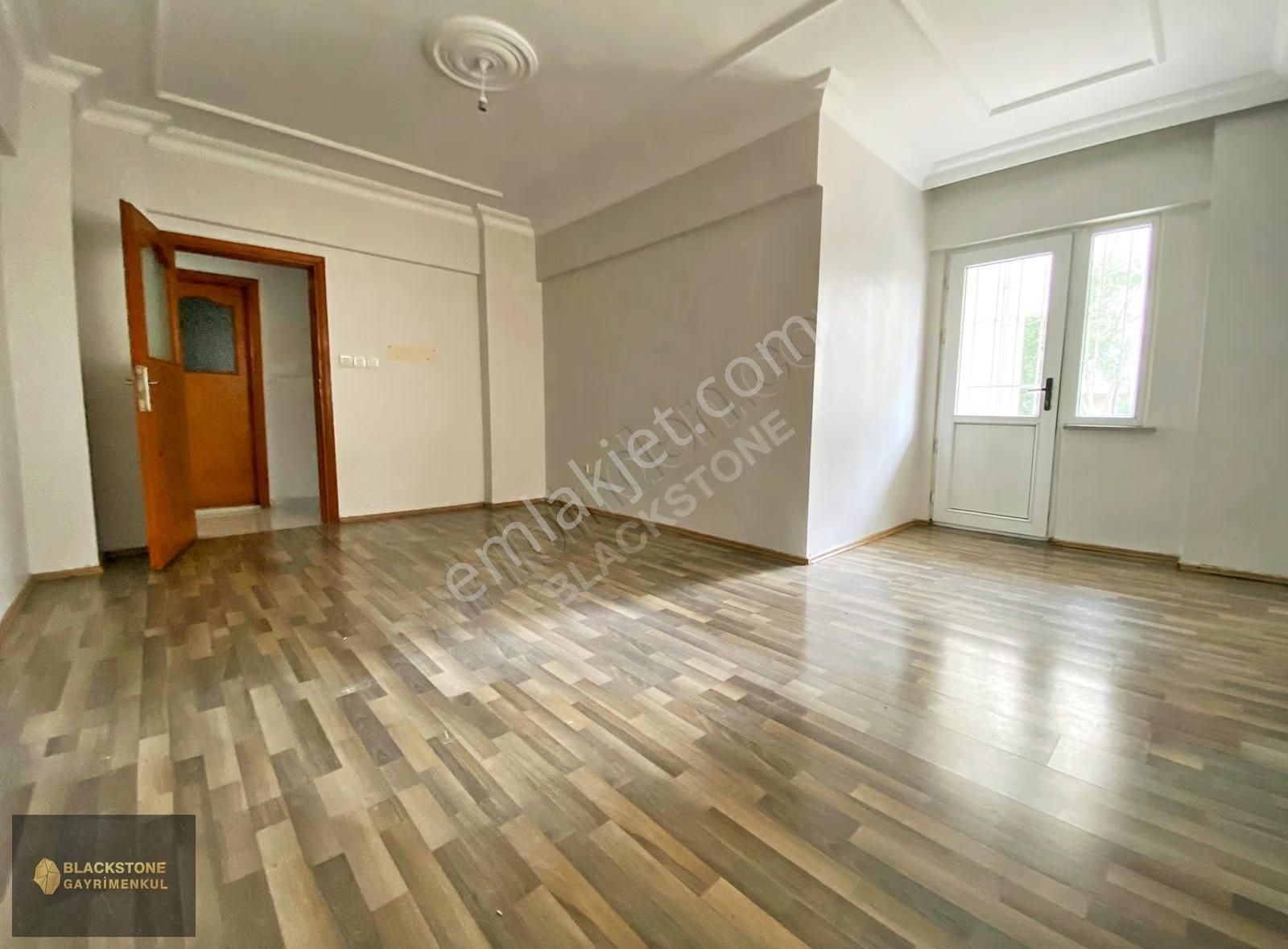 Seçkin Teletaş Sitesinde Kiralık 3+1 Giriş Kat Daire