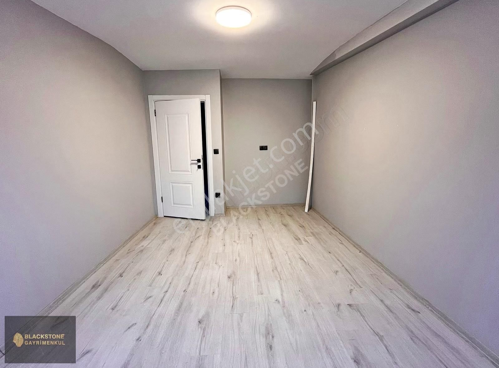 Sancaktepe Yenidoğan Mahallesinde Satılık 5+2 Üst Dubleks - Görsel 23