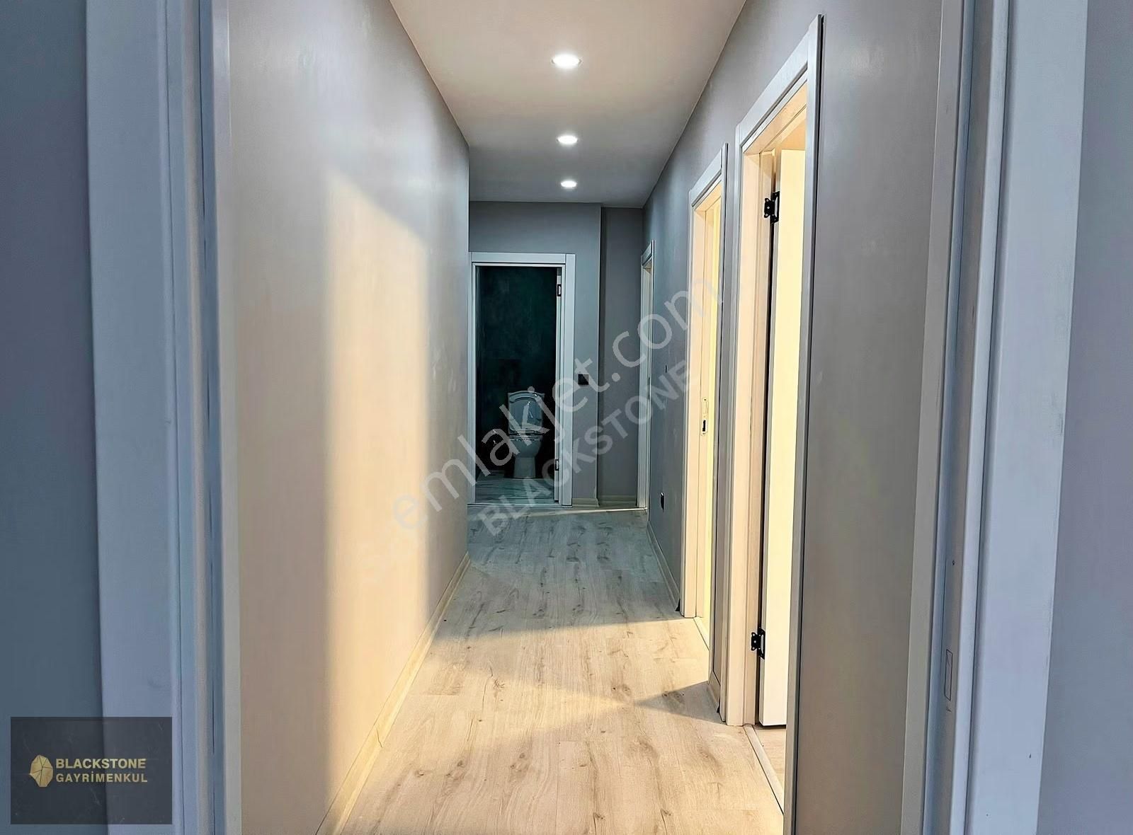 Sancaktepe Yenidoğan Mahallesinde Satılık 5+2 Üst Dubleks - Görsel 2