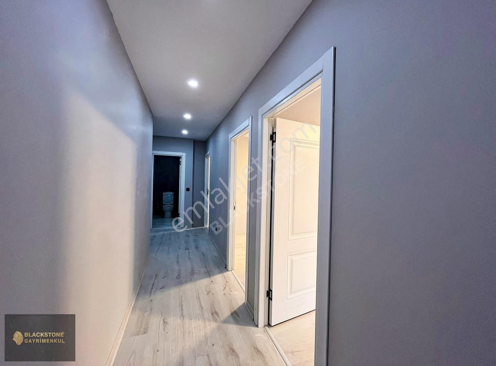 Sancaktepe Yenidoğan Mahallesinde Satılık 5+2 Üst Dubleks - Görsel 3