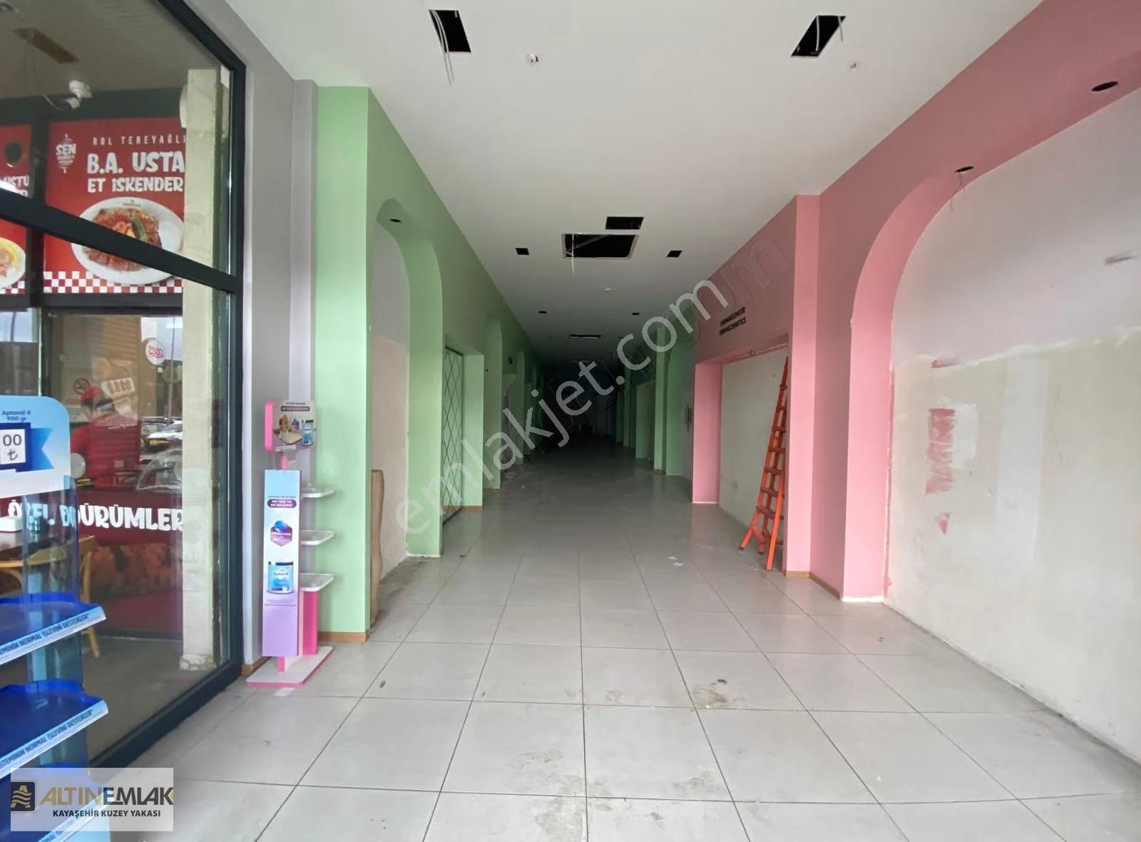 Park Mavera 1 Ana Caddede Kiralık 280 M2 Dükkan - Görsel 2