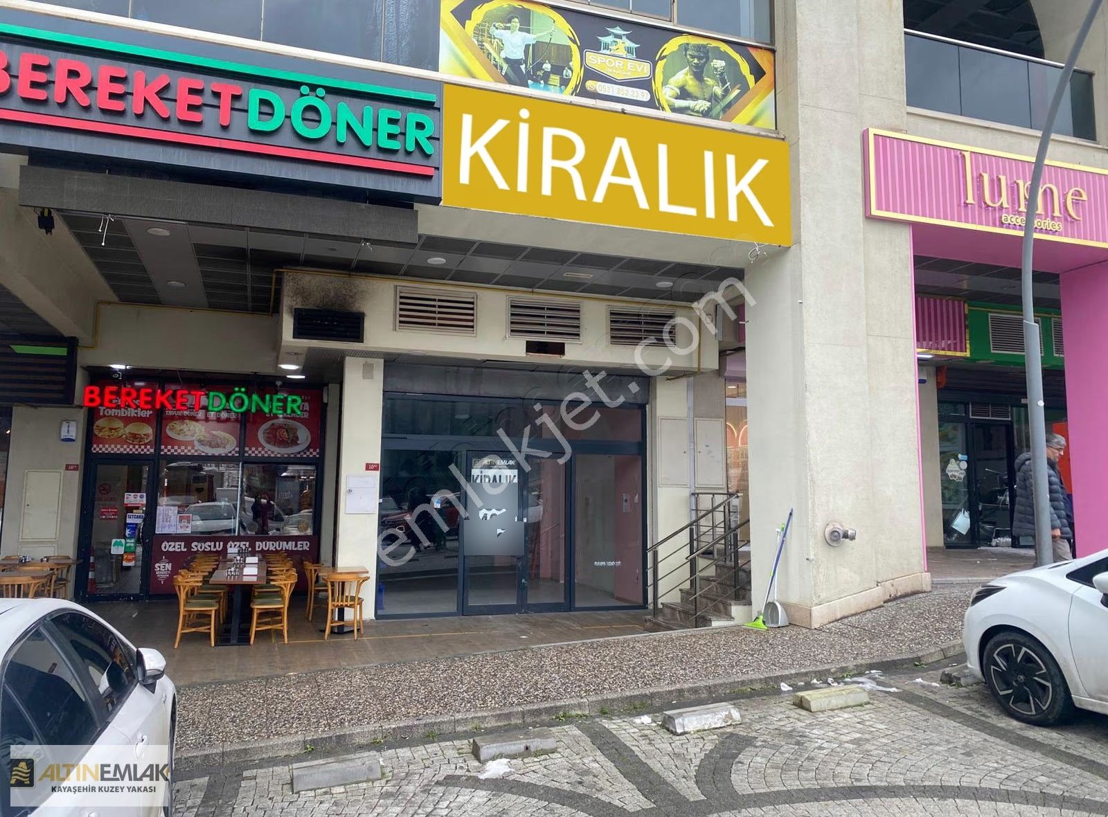 Park Mavera 1 Ana Caddede Kiralık 280 M2 Dükkan - Görsel 3