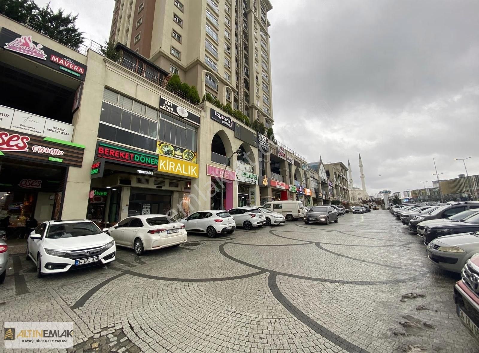 Park Mavera 1 Ana Caddede Kiralık 280 M2 Dükkan