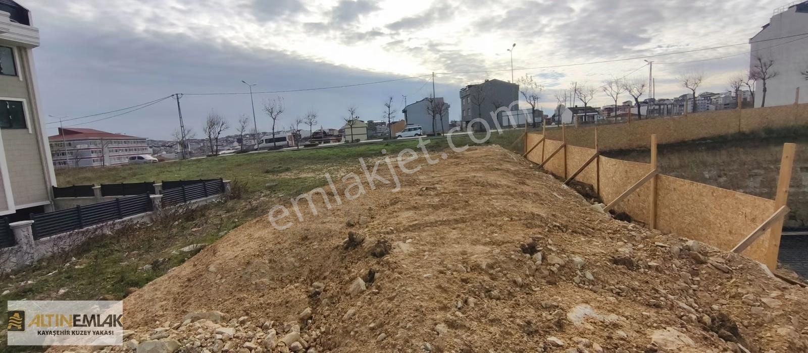 Arnavutköy Çakmaktepe'de 202m² Satılık İmarlı Arsa