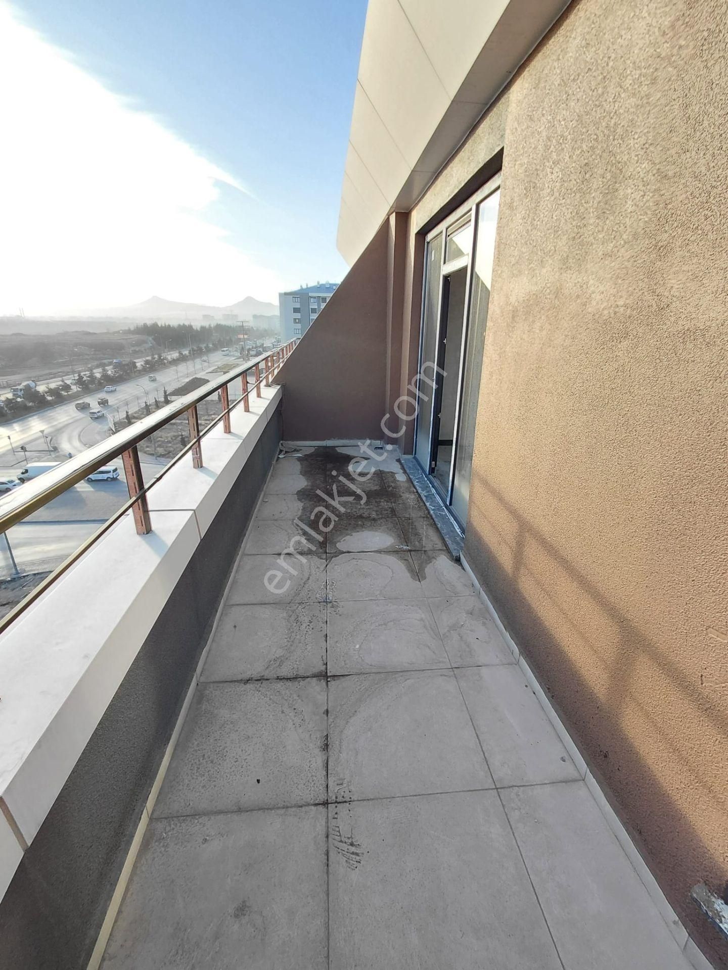 Emrah Çiftci'den Selçuklu Sancak Mah.teras Konutları Satılık 2+1 Daire - Görsel 15