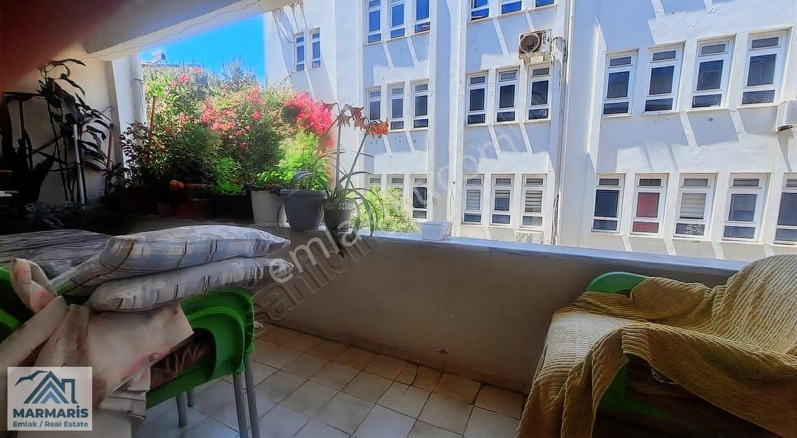 Satılık 3+1 Düz Daire Denize Yakın Konumda - Görsel 2