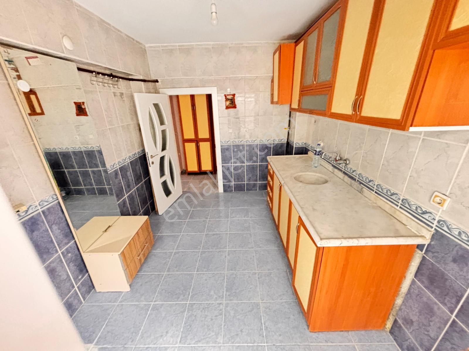 Yılmaz Gayrimenkul Den Andiçen Mah 3+1 Kat Konumunda Katta Tek Daire 130 M2 2.949 Pazarlıkl - Görsel 23