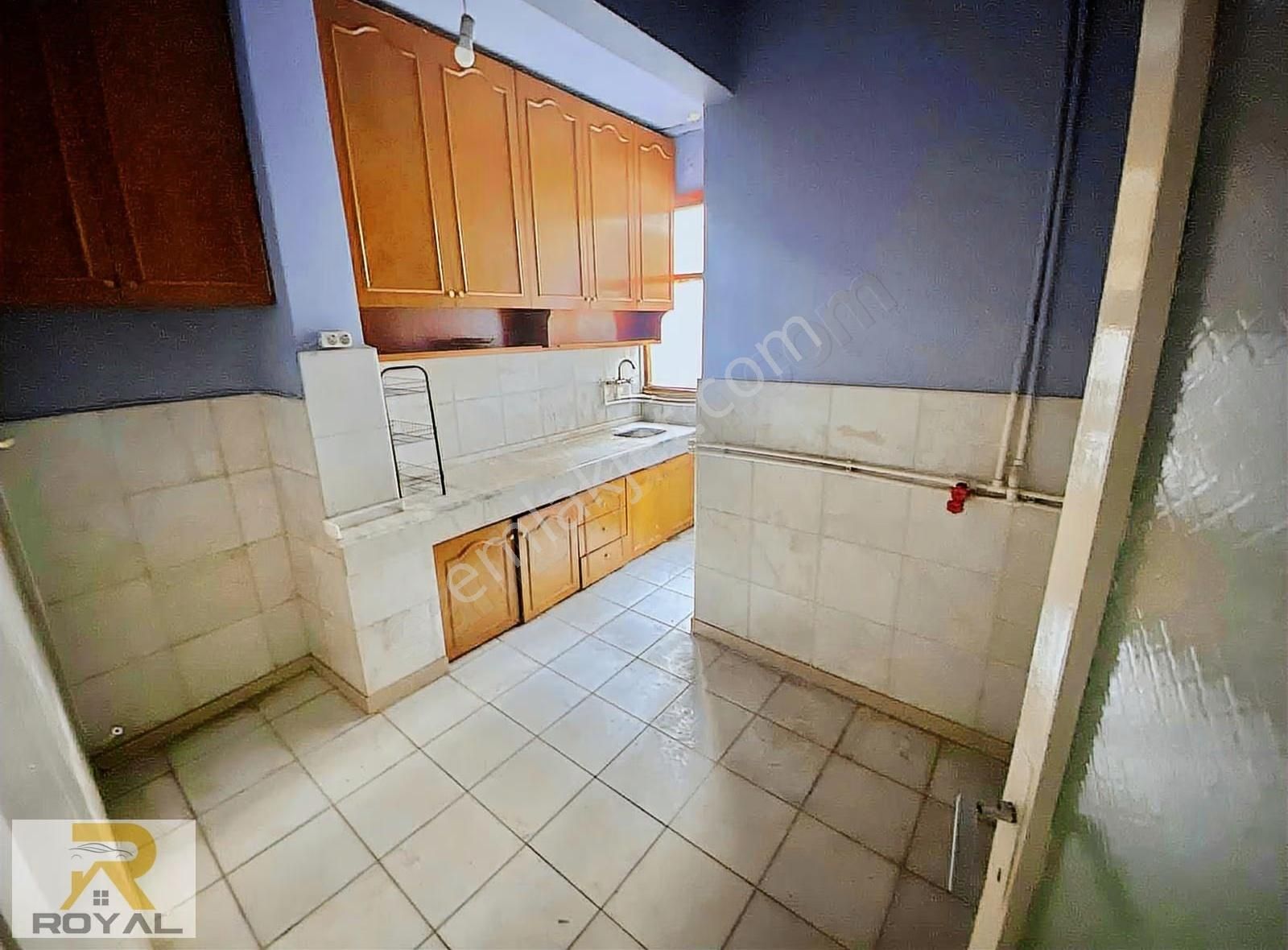 Fatih Mahallesi 3+1 Küçükçekmece Meydanda 3+1 Kullanışlı Daire - Görsel 9