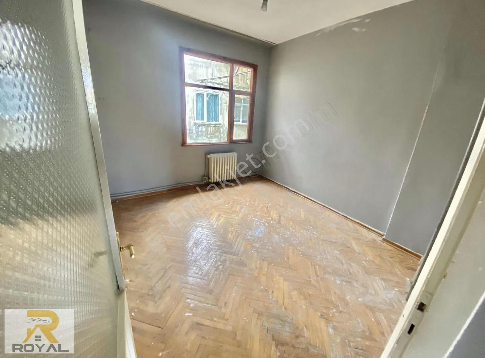 Fatih Mahallesi 3+1 Küçükçekmece Meydanda 3+1 Kullanışlı Daire - Görsel 15