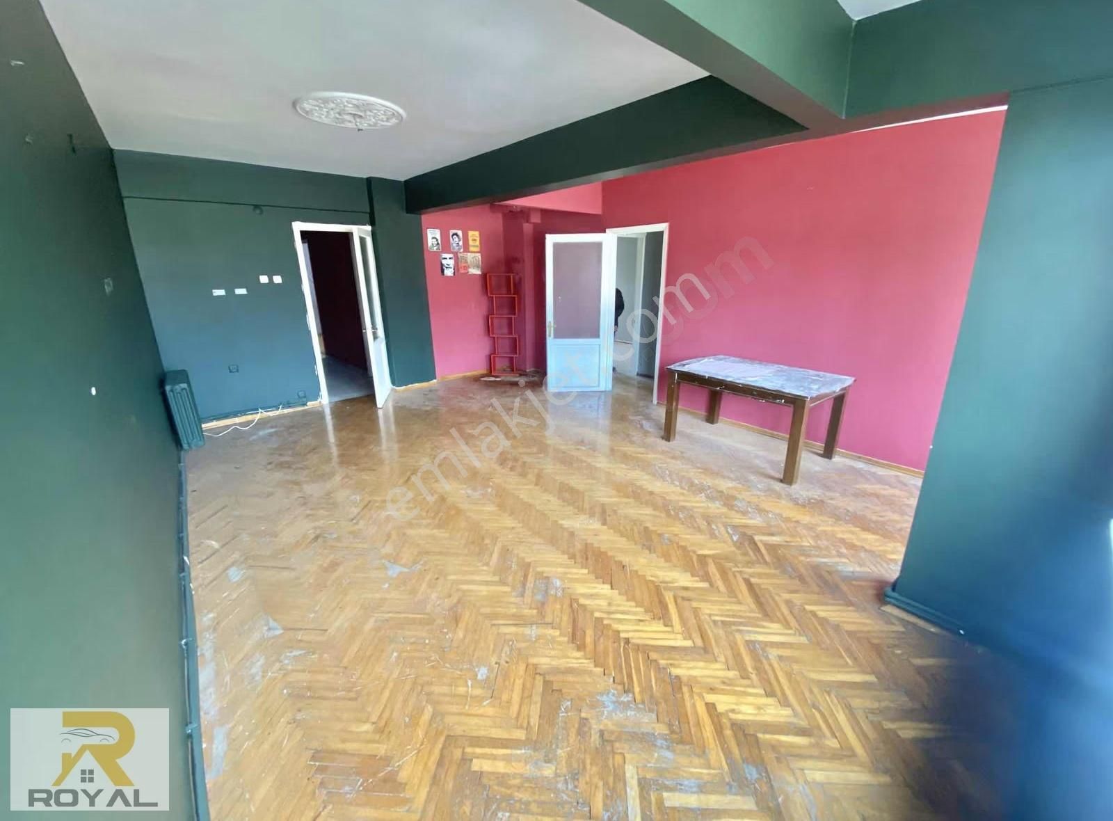 Fatih Mahallesi 3+1 Küçükçekmece Meydanda 3+1 Kullanışlı Daire - Görsel 5