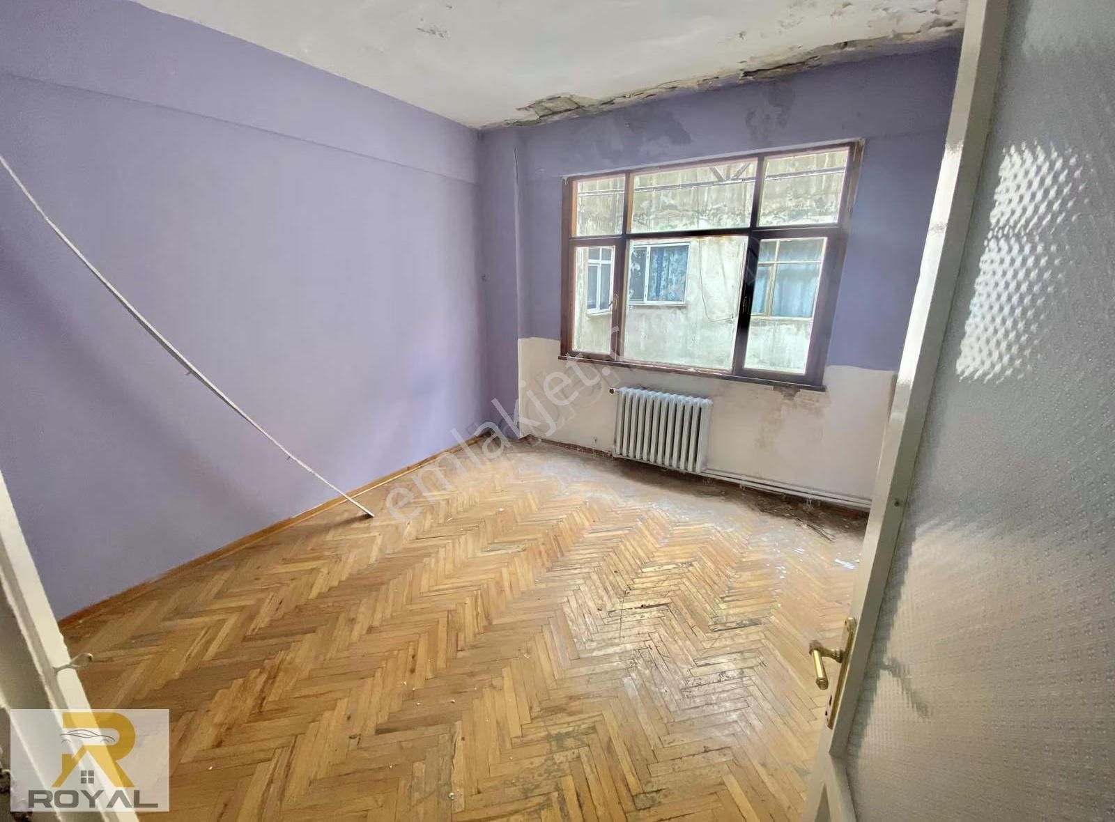 Fatih Mahallesi 3+1 Küçükçekmece Meydanda 3+1 Kullanışlı Daire - Görsel 7