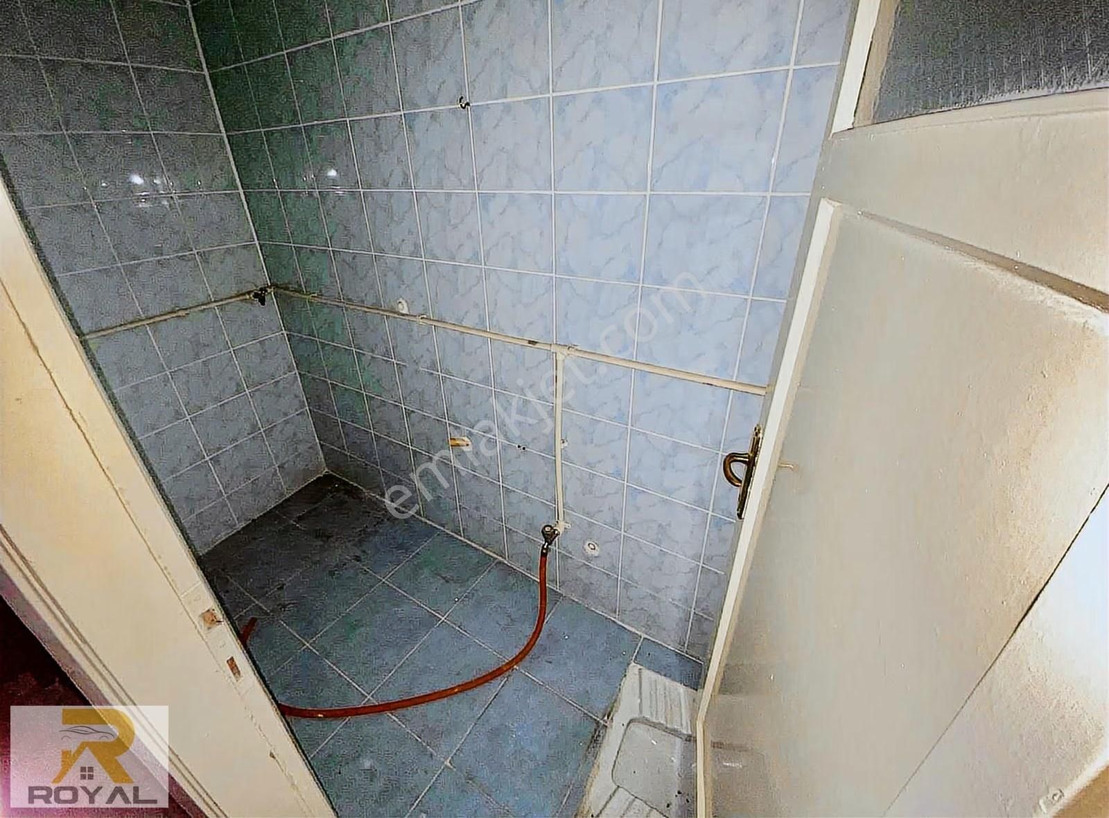 Fatih Mahallesi 3+1 Küçükçekmece Meydanda 3+1 Kullanışlı Daire - Görsel 29