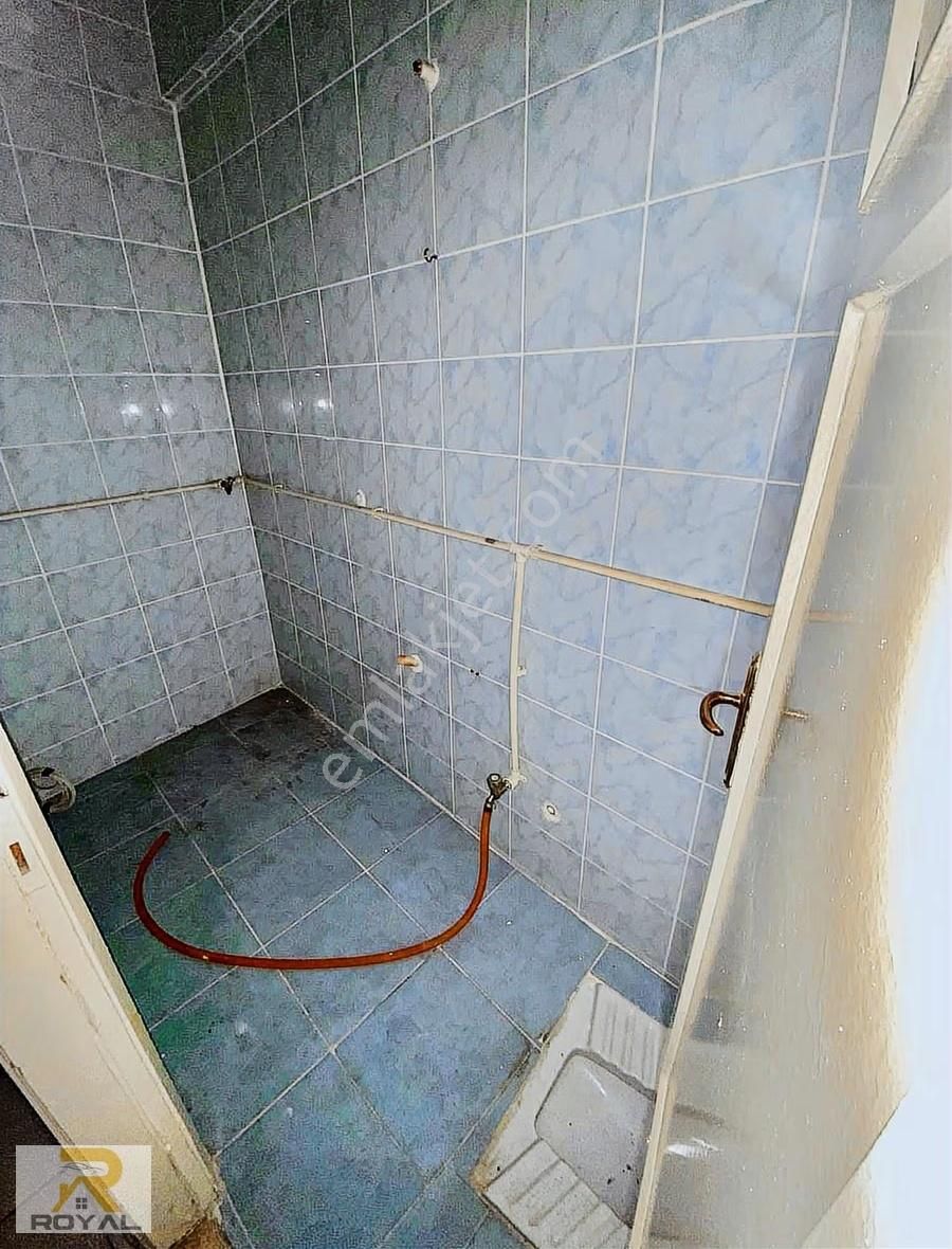 Fatih Mahallesi 3+1 Küçükçekmece Meydanda 3+1 Kullanışlı Daire - Görsel 25