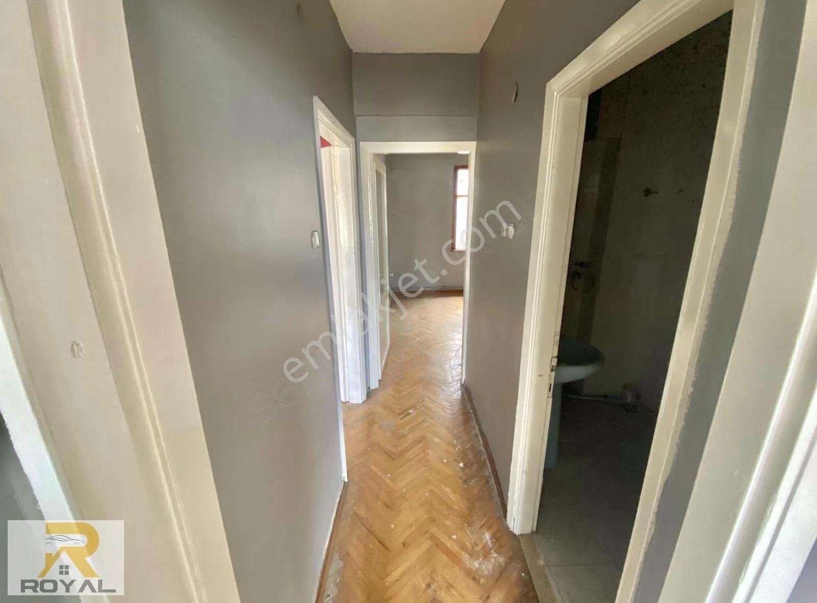 Fatih Mahallesi 3+1 Küçükçekmece Meydanda 3+1 Kullanışlı Daire - Görsel 31