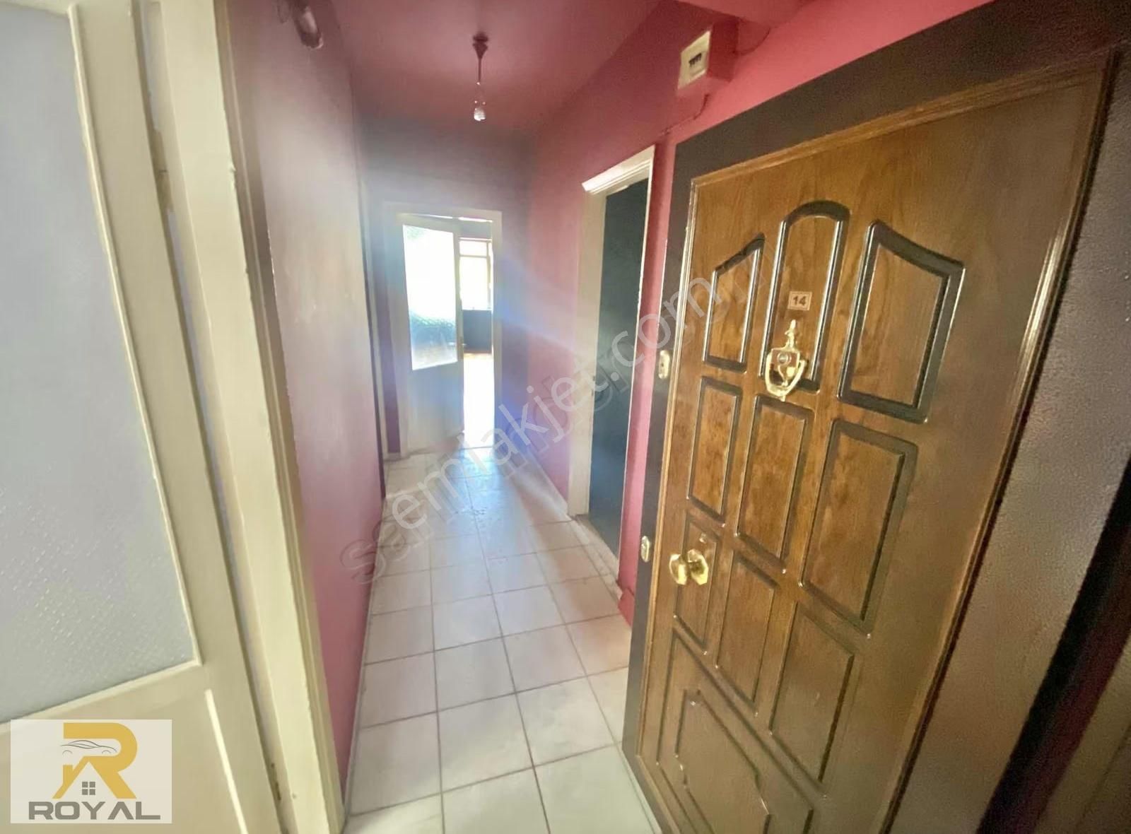 Fatih Mahallesi 3+1 Küçükçekmece Meydanda 3+1 Kullanışlı Daire - Görsel 14