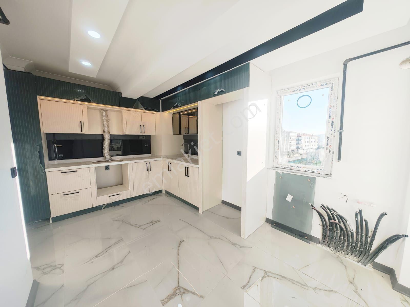 Sıfır 2+1 Arakat Kiralık Daire Asansörlü Güney Cephe