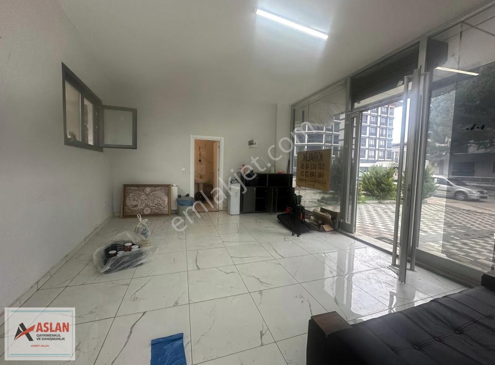 Çengelköy Sultanmurat Caddesinde 50 M² Kiralık Dükkan - Görsel 3