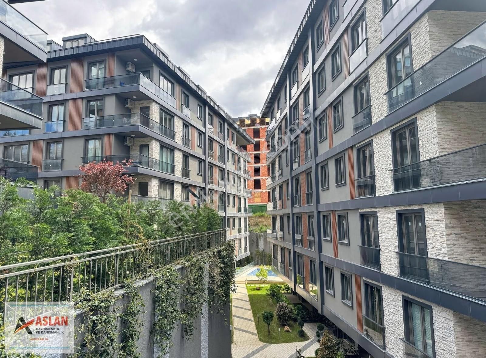 Çengelköy Hasbahçe Evleri 3+1 148 M2 Güvenlik-havuz -spor Alanlı - Görsel 7