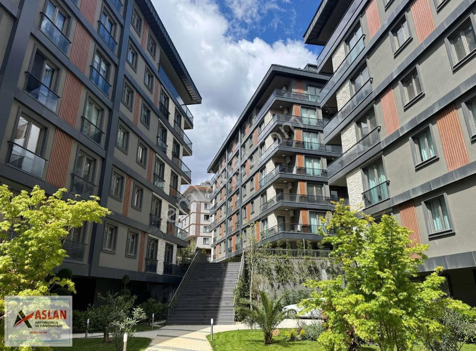 Çengelköy Hasbahçe Evleri 3+1 148 M2 Güvenlik-havuz -spor Alanlı - Görsel 2