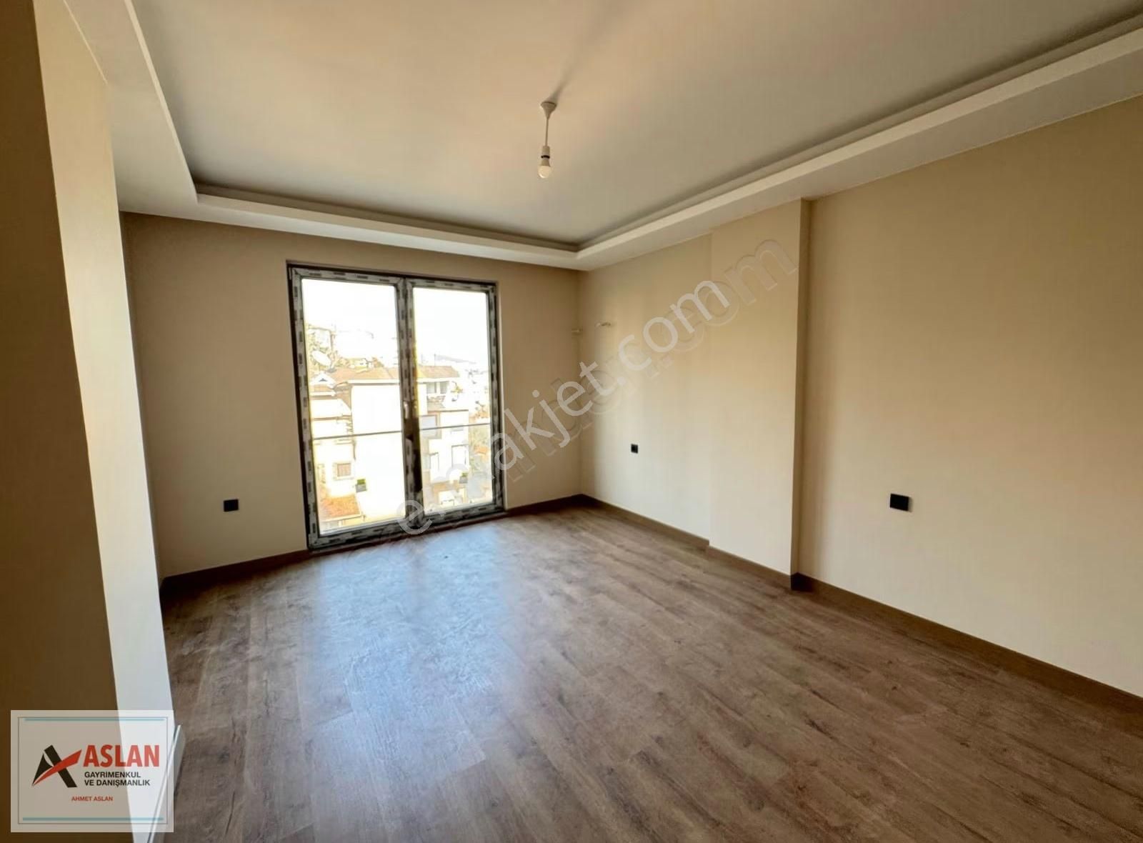 Çengelköy Hasbahçe Evleri 3+1 148 M2 Güvenlik-havuz -spor Alanlı - Görsel 3